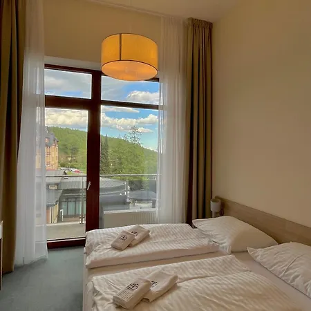 Hotelový Alfred D405 *